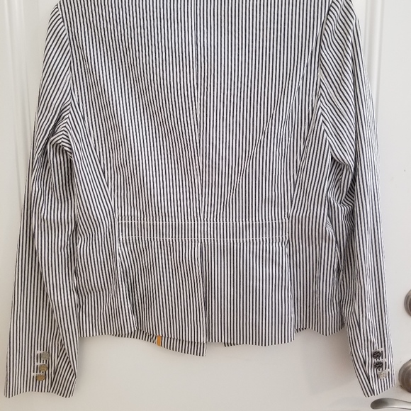 Tory Burch Grey and White Striped Blazer - Picture 3 of 6